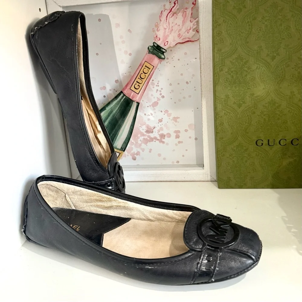 Michael Kors Black Leather loafers size 8